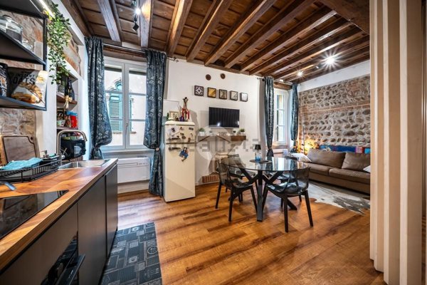 appartamento in vendita a Verona in zona Veronetta