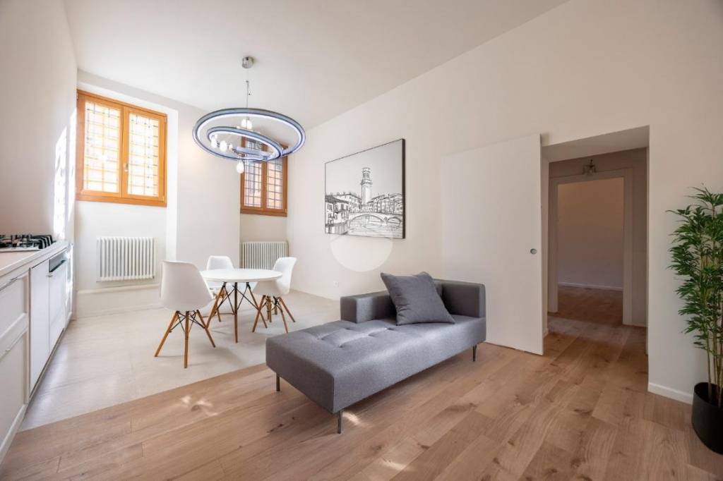 appartamento in vendita a Verona in zona Centro Storico