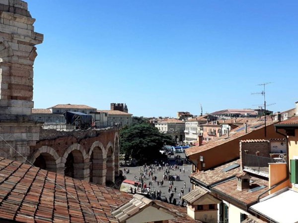 appartamento in vendita a Verona in zona Centro Storico