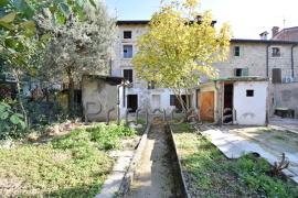 casa indipendente in vendita a Verona