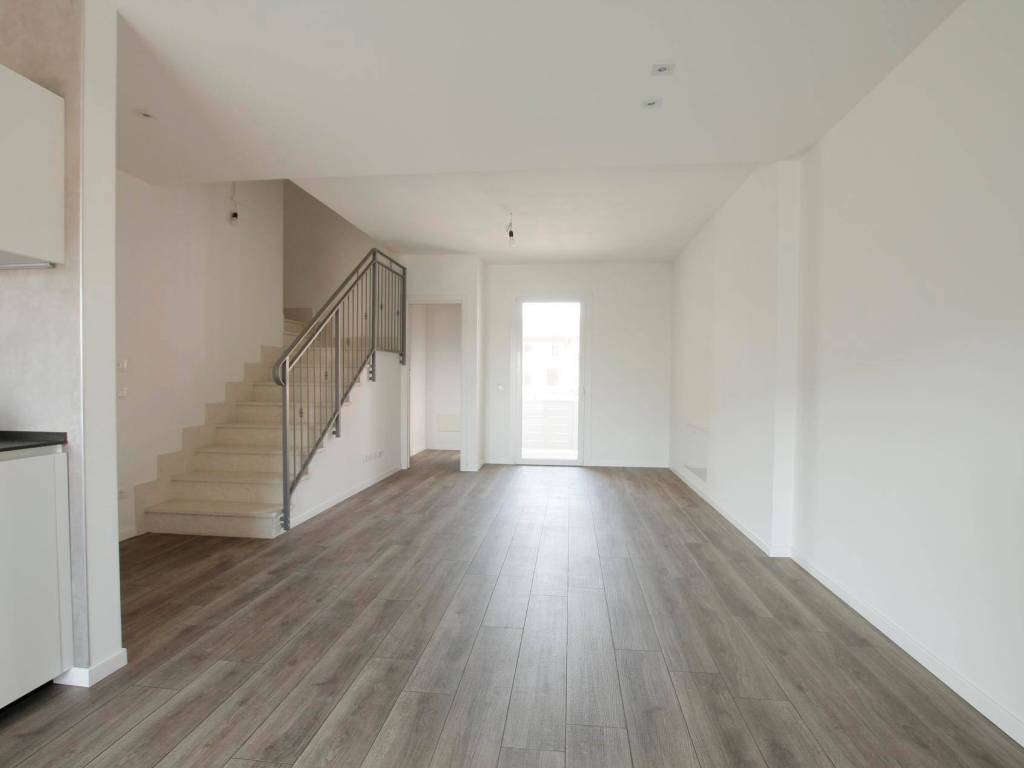 appartamento in vendita a Verona in zona Cadidavid