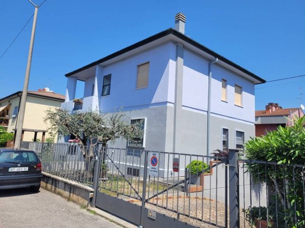appartamento in vendita a Verona in zona San Pancrazio