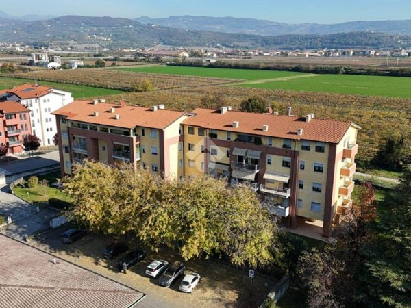 appartamento in vendita a Verona in zona Borgo Venezia / Borgo Trieste