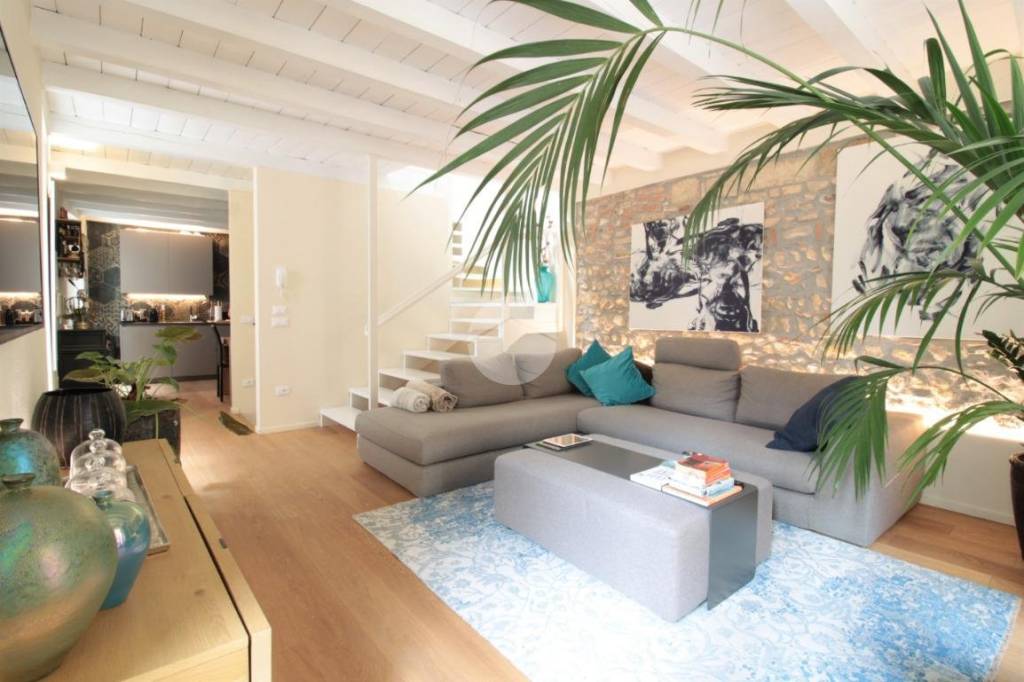 attico in vendita a Verona in zona Veronetta