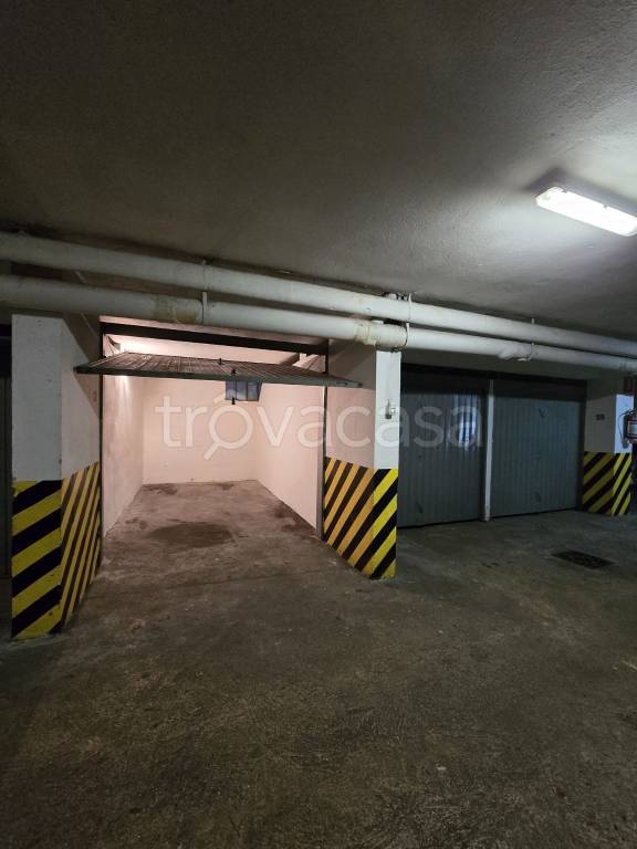 locale di sgombero in vendita a Verona in zona Borgo Roma