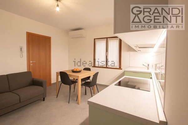 appartamento in vendita a Verona in zona San Zeno