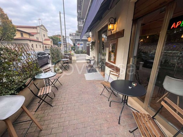 negozio in vendita a Verona in zona Musicisti / Santa Croce