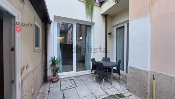 appartamento in vendita a Verona in zona Veronetta