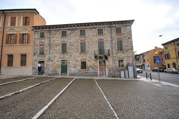 casa indipendente in vendita a Verona in zona San Michele