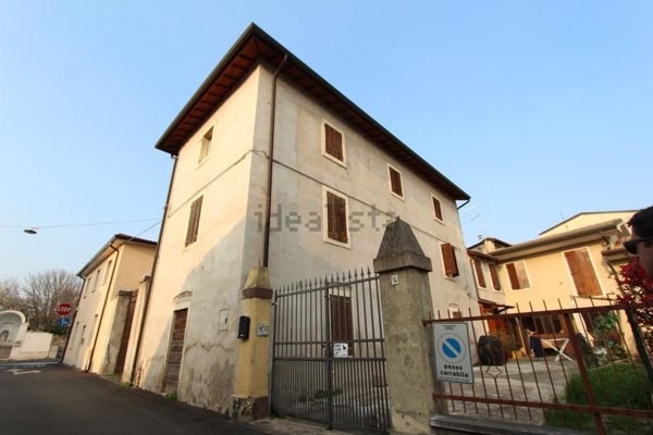 appartamento in vendita a Verona