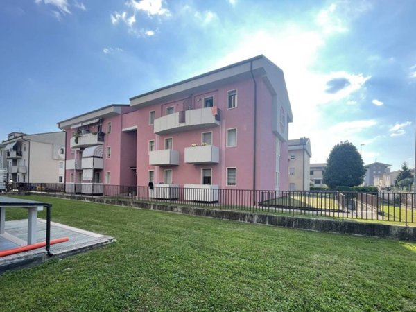 appartamento in vendita a Verona in zona Santa Lucia