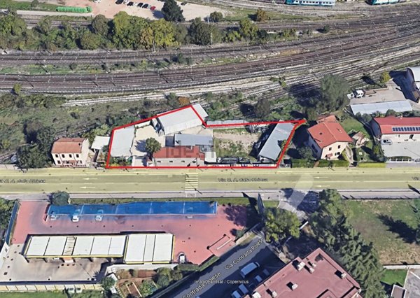 locale di sgombero in vendita a Verona in zona Golosine