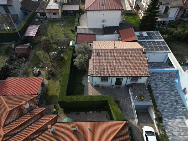 casa indipendente in vendita a Verona