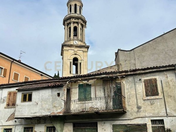 casa indipendente in vendita a Verona in zona San Michele Extra
