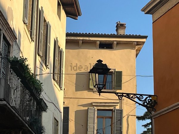 appartamento in vendita a Verona in zona Centro Storico