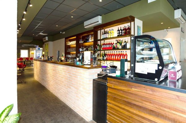 locale commerciale in vendita a Verona in zona Veronetta