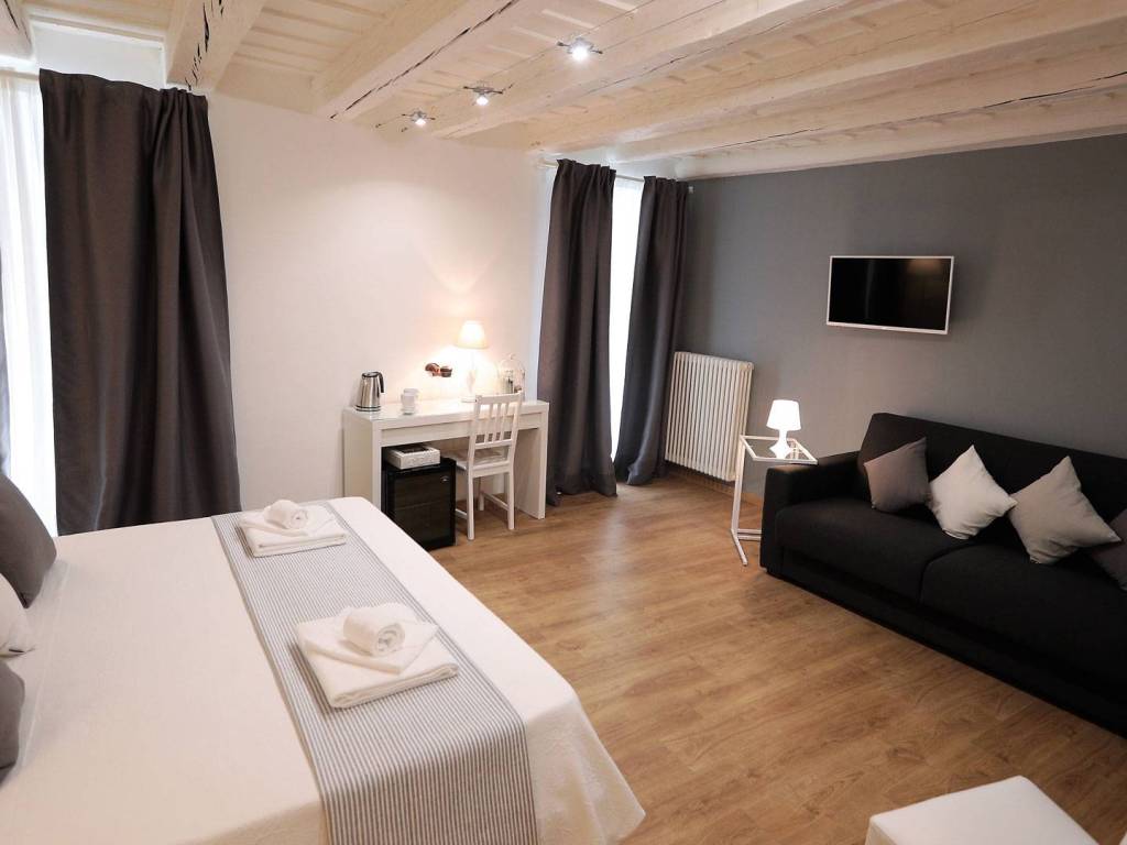 casa indipendente in vendita a Verona in zona Veronetta