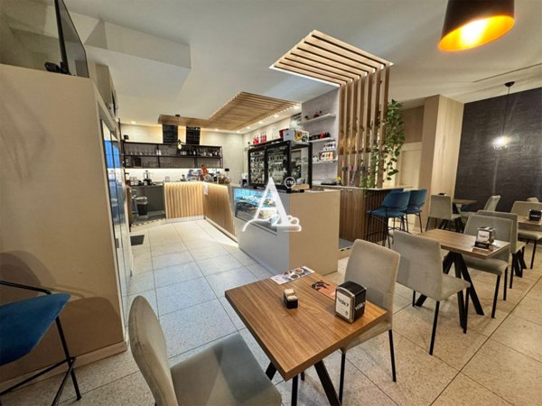 negozio in vendita a Verona