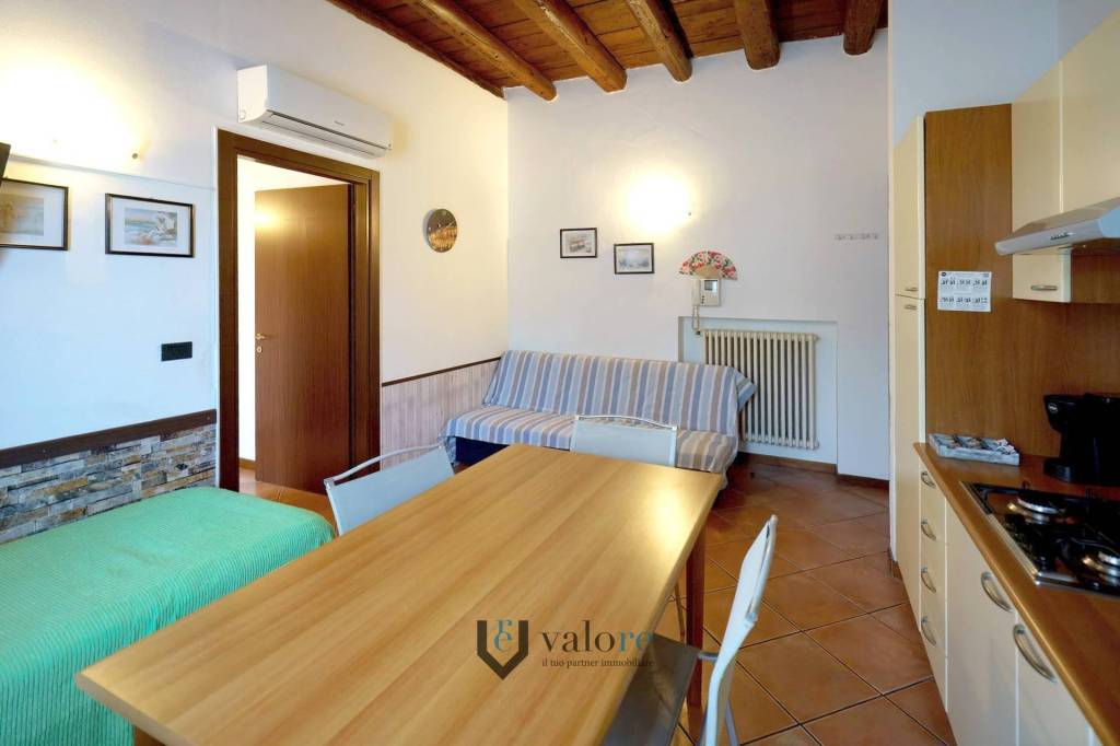 appartamento in vendita a Verona in zona Borgo Roma