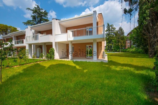 casa indipendente in vendita a Verona in zona Borgo Venezia / Borgo Trieste