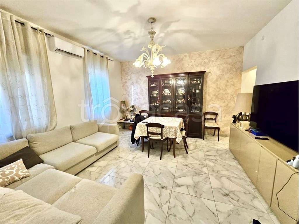 casa indipendente in vendita a Verona in zona San Michele Extra