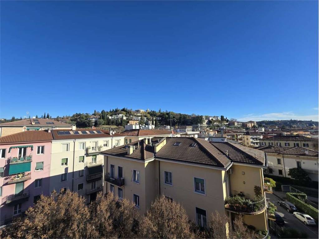 appartamento in vendita a Verona in zona Borgo Trento