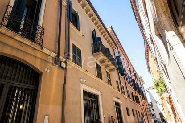 appartamento in vendita a Verona in zona Centro Storico