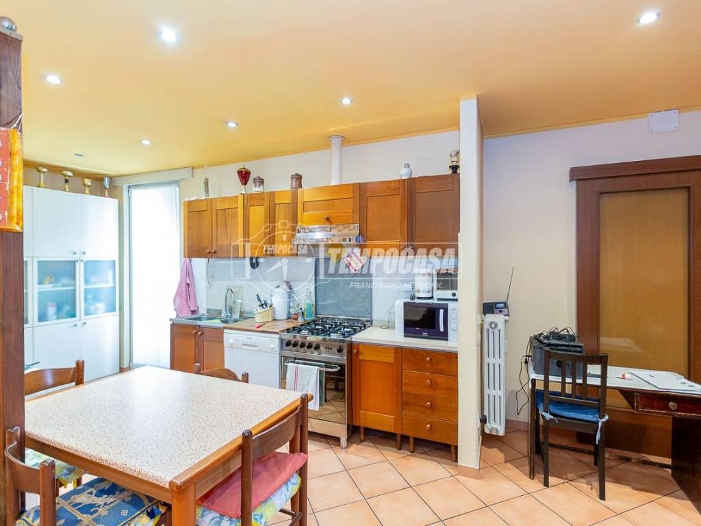 appartamento in vendita a Verona in zona Borgo Milano