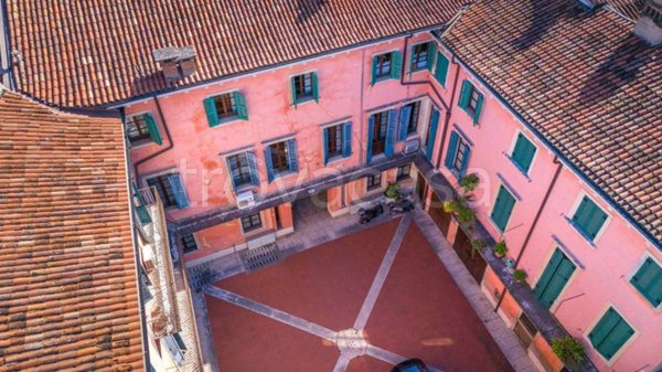 appartamento in vendita a Verona in zona Veronetta