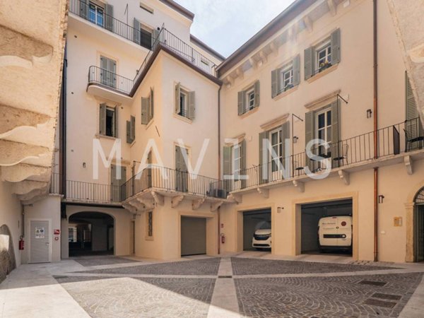 appartamento in vendita a Verona in zona Centro Storico