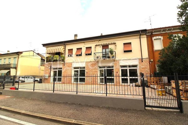 appartamento in vendita a Verona in zona San Massimo all'Adige