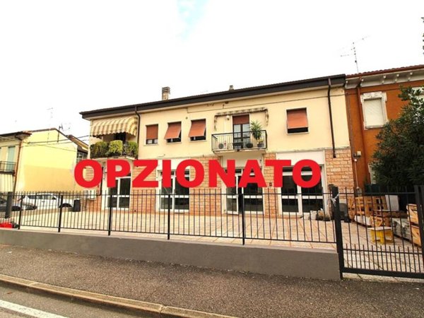 appartamento in vendita a Verona in zona San Massimo all'Adige