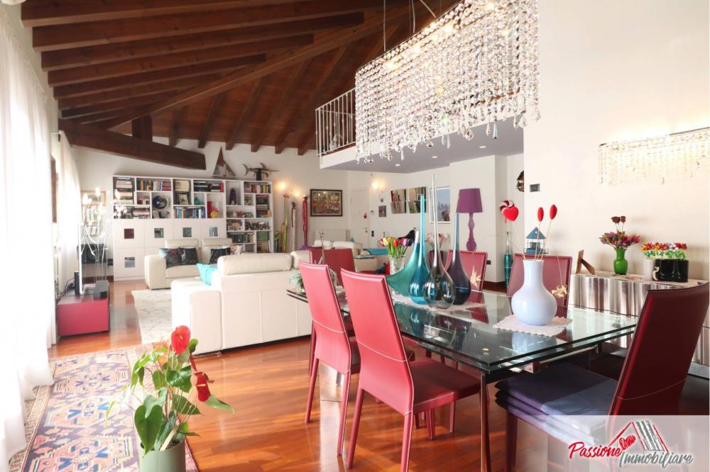 appartamento in vendita a Verona in zona Avesa