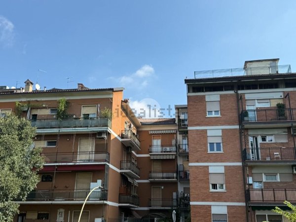 appartamento in vendita a Verona in zona San Zeno