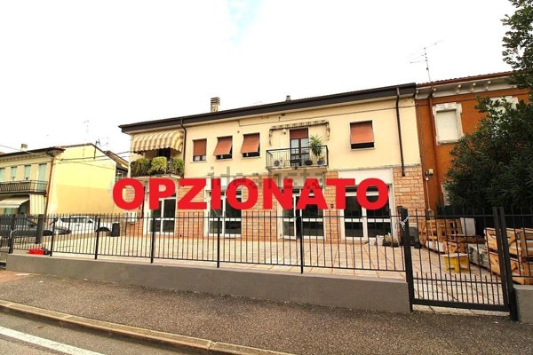 appartamento in vendita a Verona in zona San Massimo all'Adige