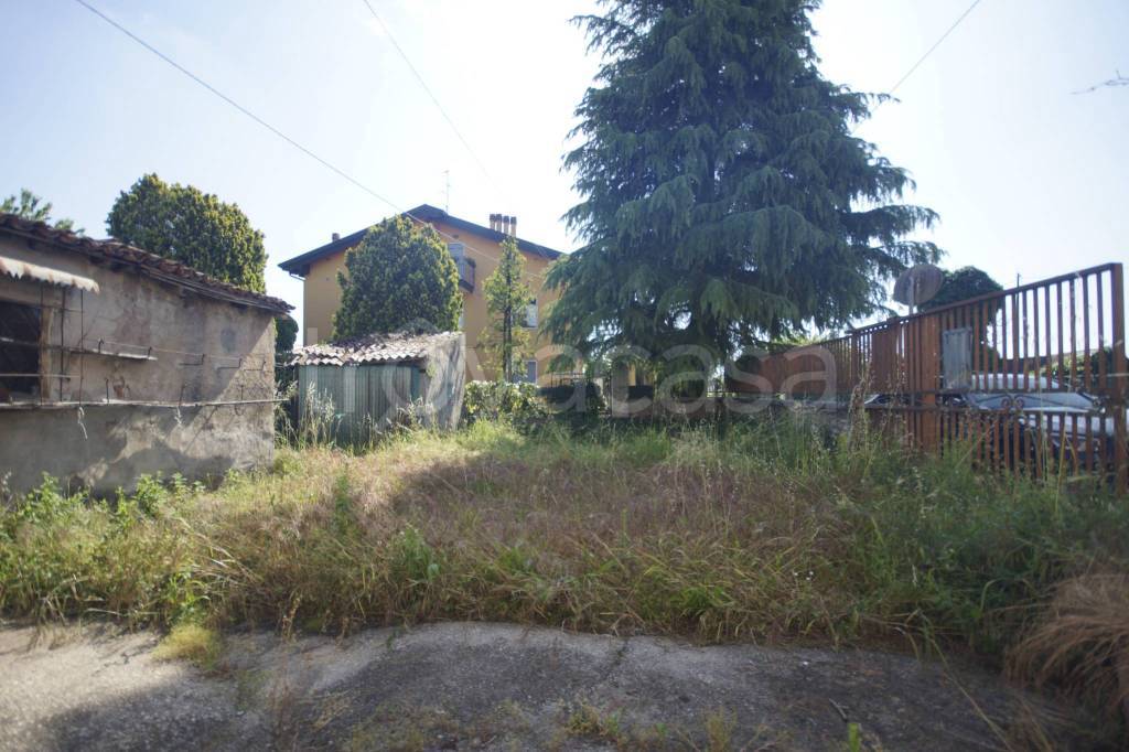 casa indipendente in vendita a Verona in zona Santa Lucia
