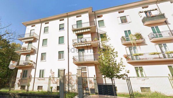 appartamento in vendita a Verona in zona Borgo Roma