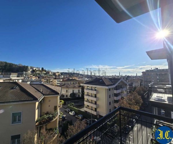 appartamento in vendita a Verona in zona Borgo Trento