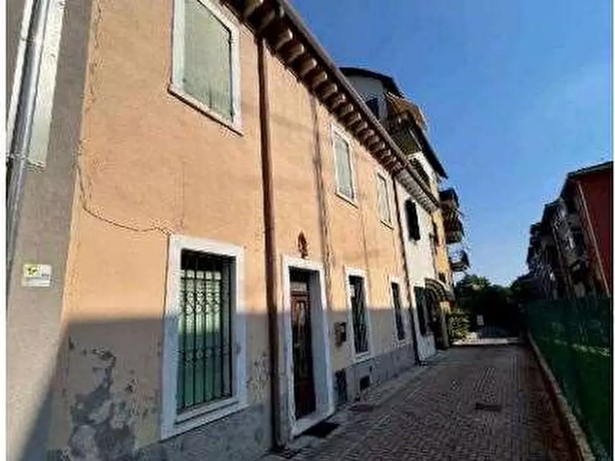 casa indipendente in vendita a Verona