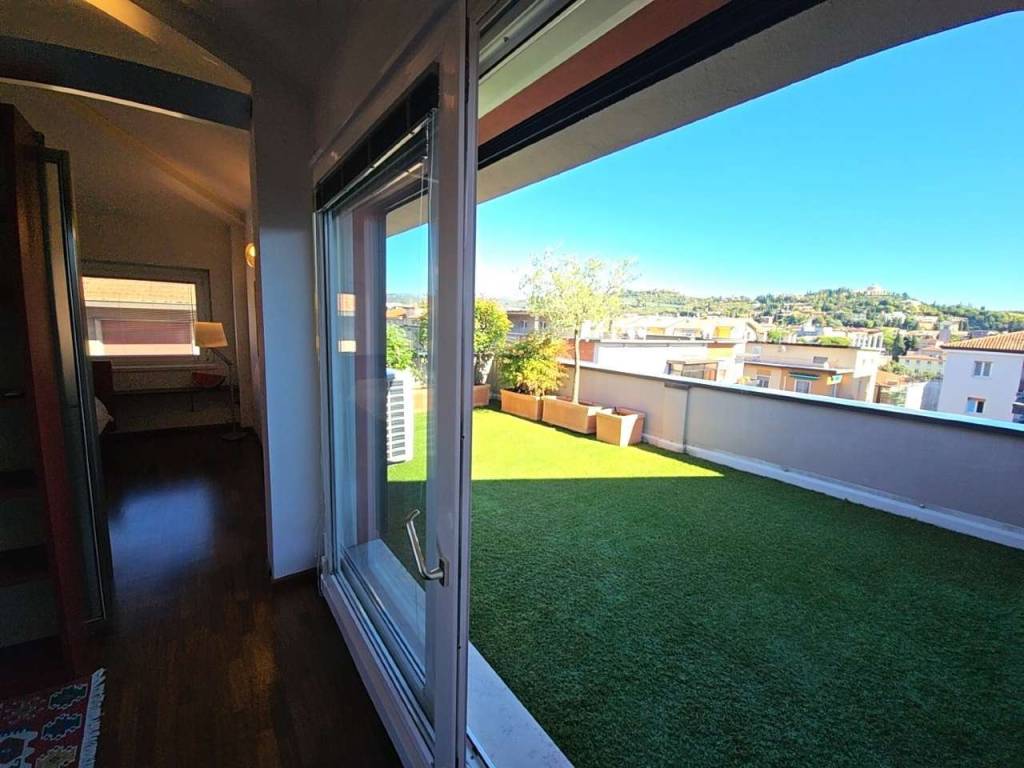 appartamento in vendita a Verona in zona Porto Crencano