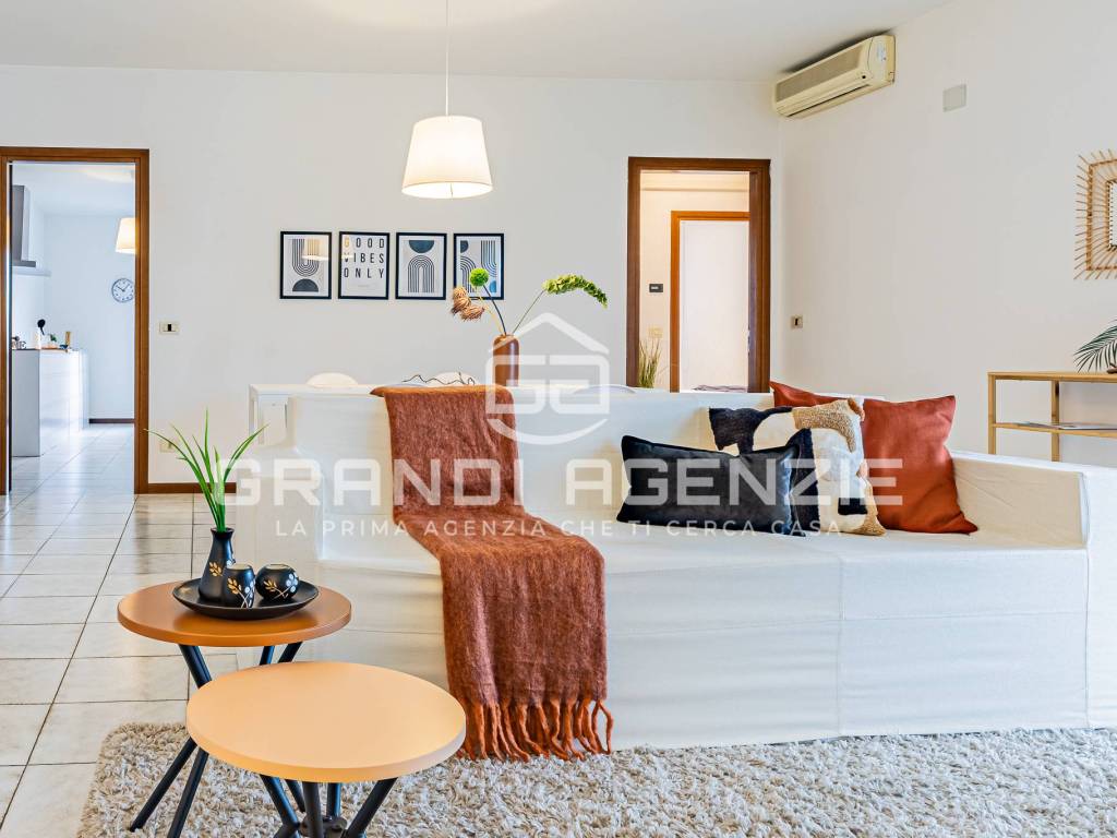 appartamento in vendita a Verona in zona Porto Crencano