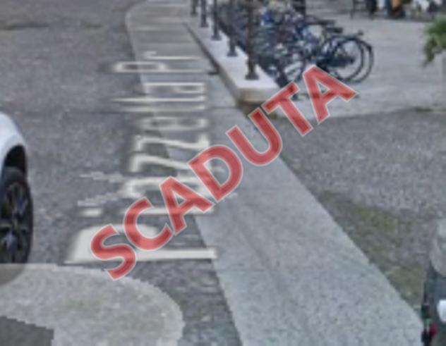 negozio in vendita a Verona in zona Centro Storico