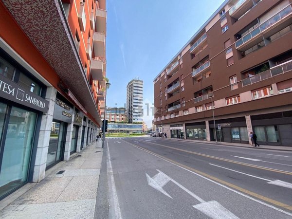 negozio in vendita a Verona in zona Centro Storico