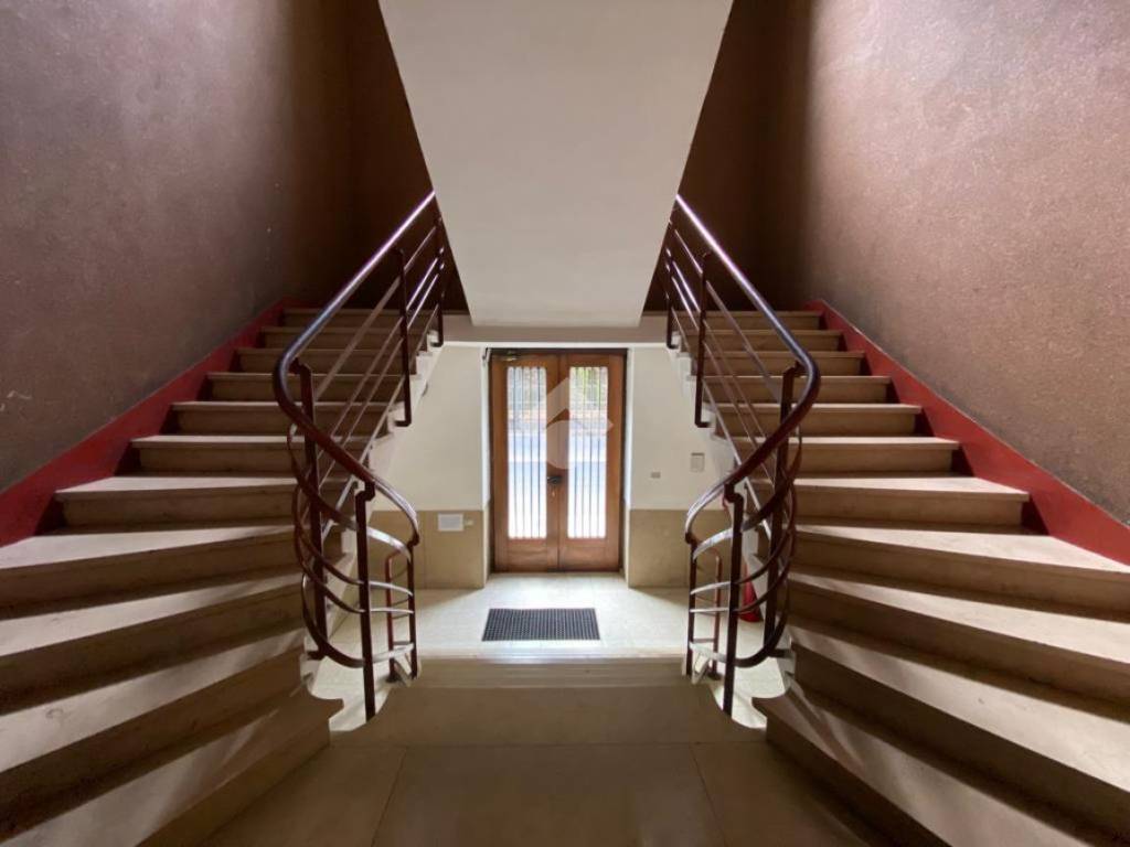 ufficio in vendita a Verona in zona Cittadella