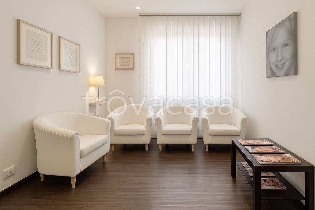 ufficio in vendita a Verona in zona San Massimo all'Adige