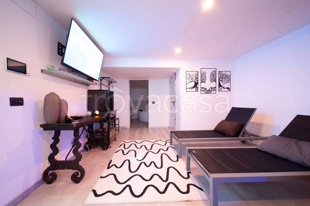 casa indipendente in vendita a Verona