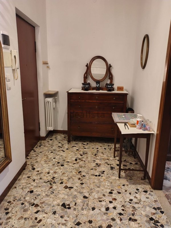 appartamento in vendita a Verona in zona Golosine