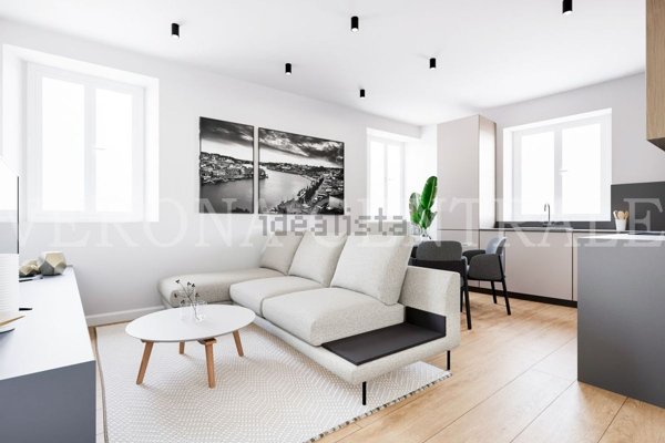 appartamento in vendita a Verona in zona Centro Storico