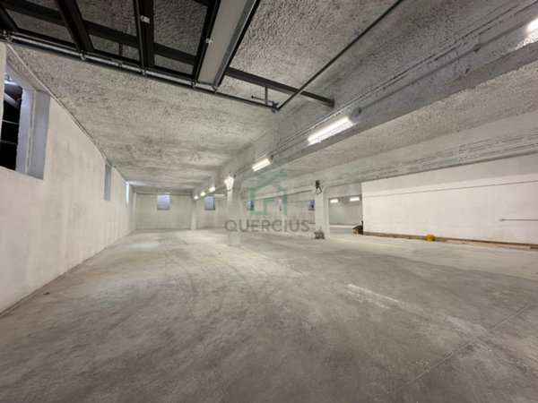 capannone in vendita a Verona