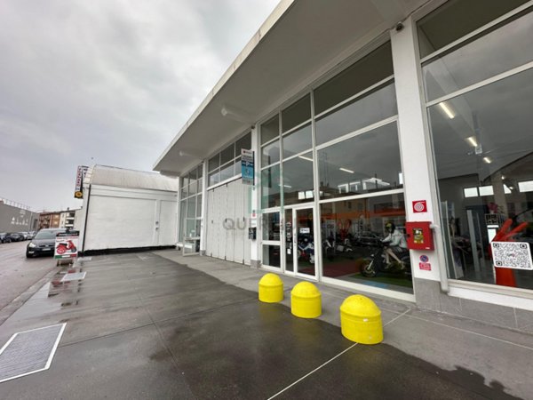 locale di sgombero in vendita a Verona